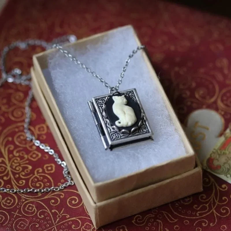 Gothic Cat Cameo Pendant Necklaces for Women Vintage Grimoire Creative