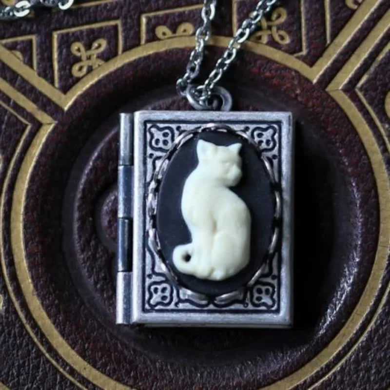 Gothic Cat Cameo Pendant Necklaces for Women Vintage Grimoire Creative